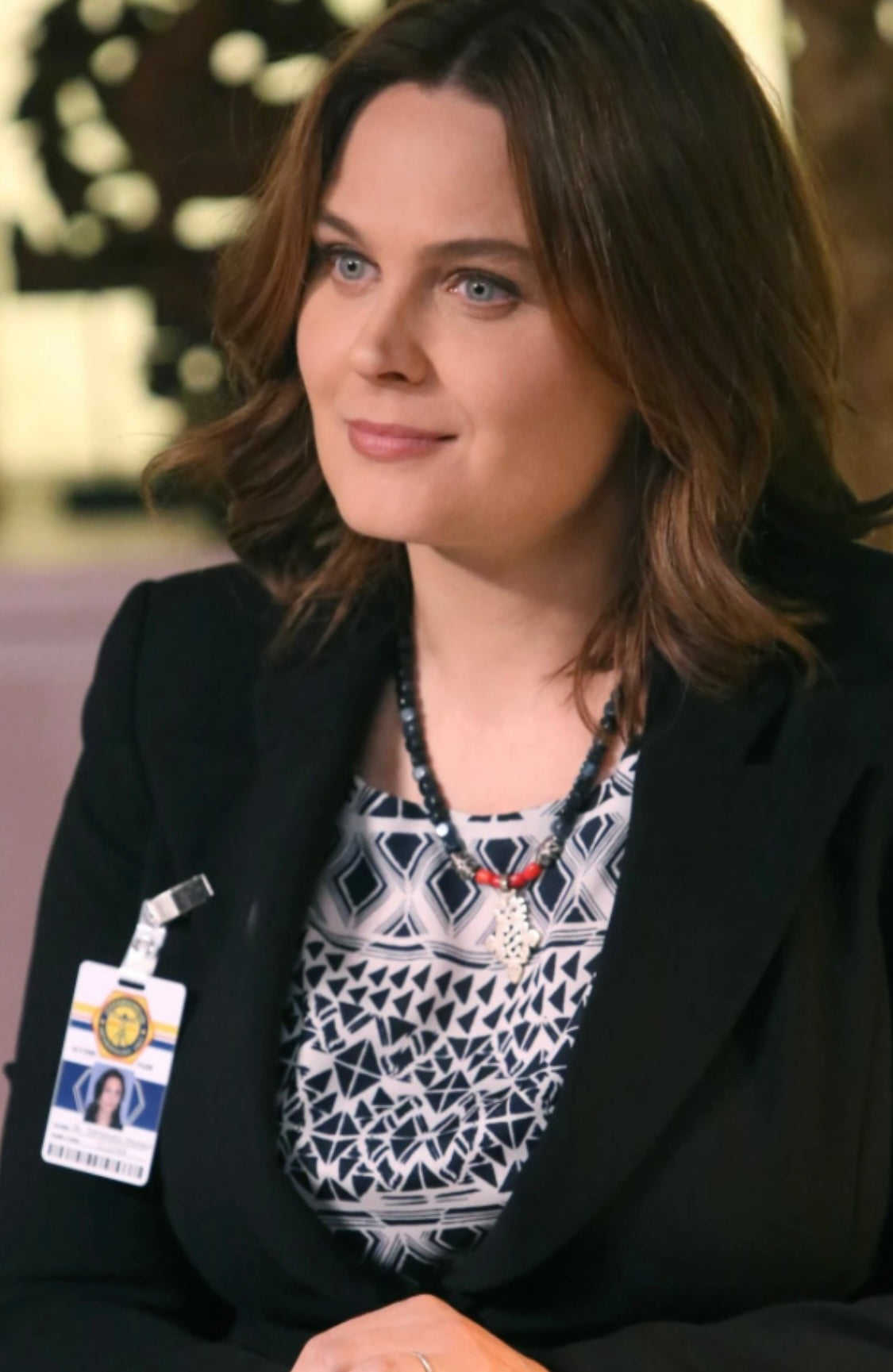 BONES Dr Brennan's Series Worn Shirt Collection HOLLYWOOD PICTURES