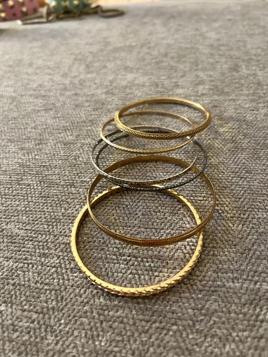 NEW GIRL: Jessica Day's Bangles