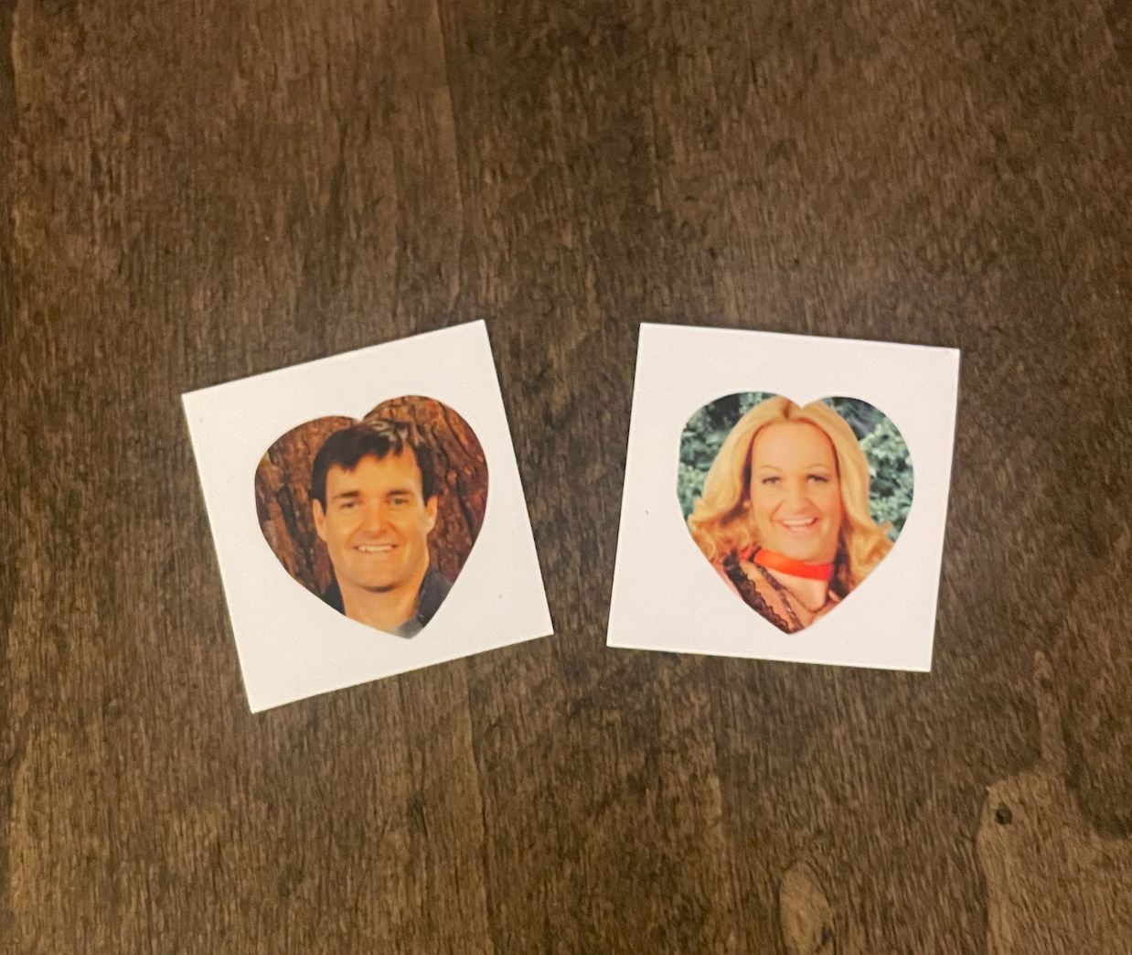 30 Rock: Paul's Locket Pictures of Him and Him as Jenna