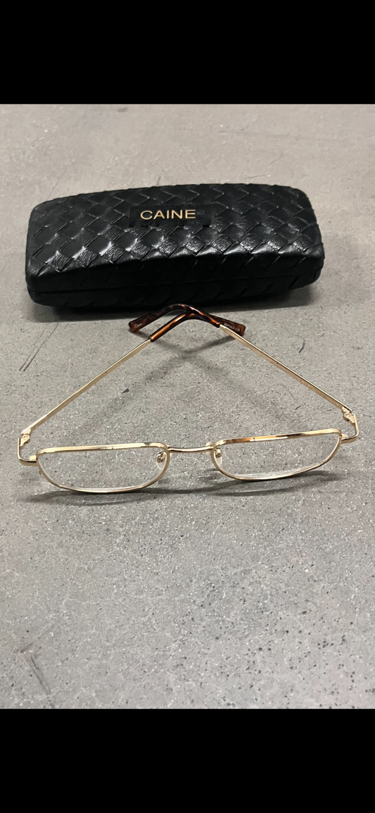 12 Monkeys: Caines Eyeglasses