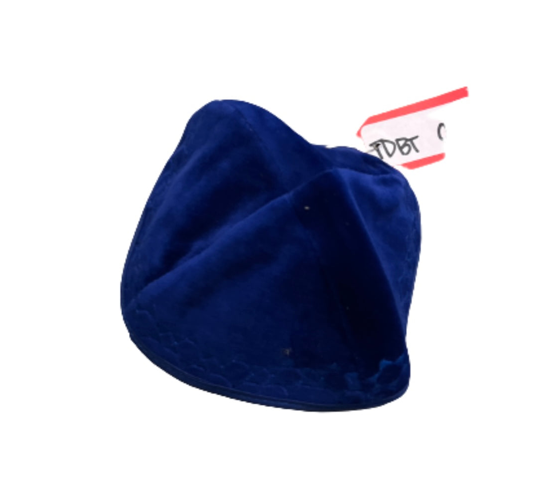 The Debt: Blue Hero Yam-aka Hat