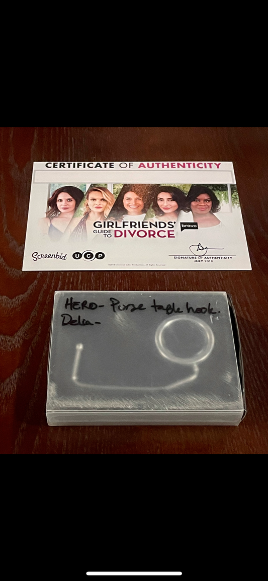 GG2D: Delia's HERO Purse Table Hook