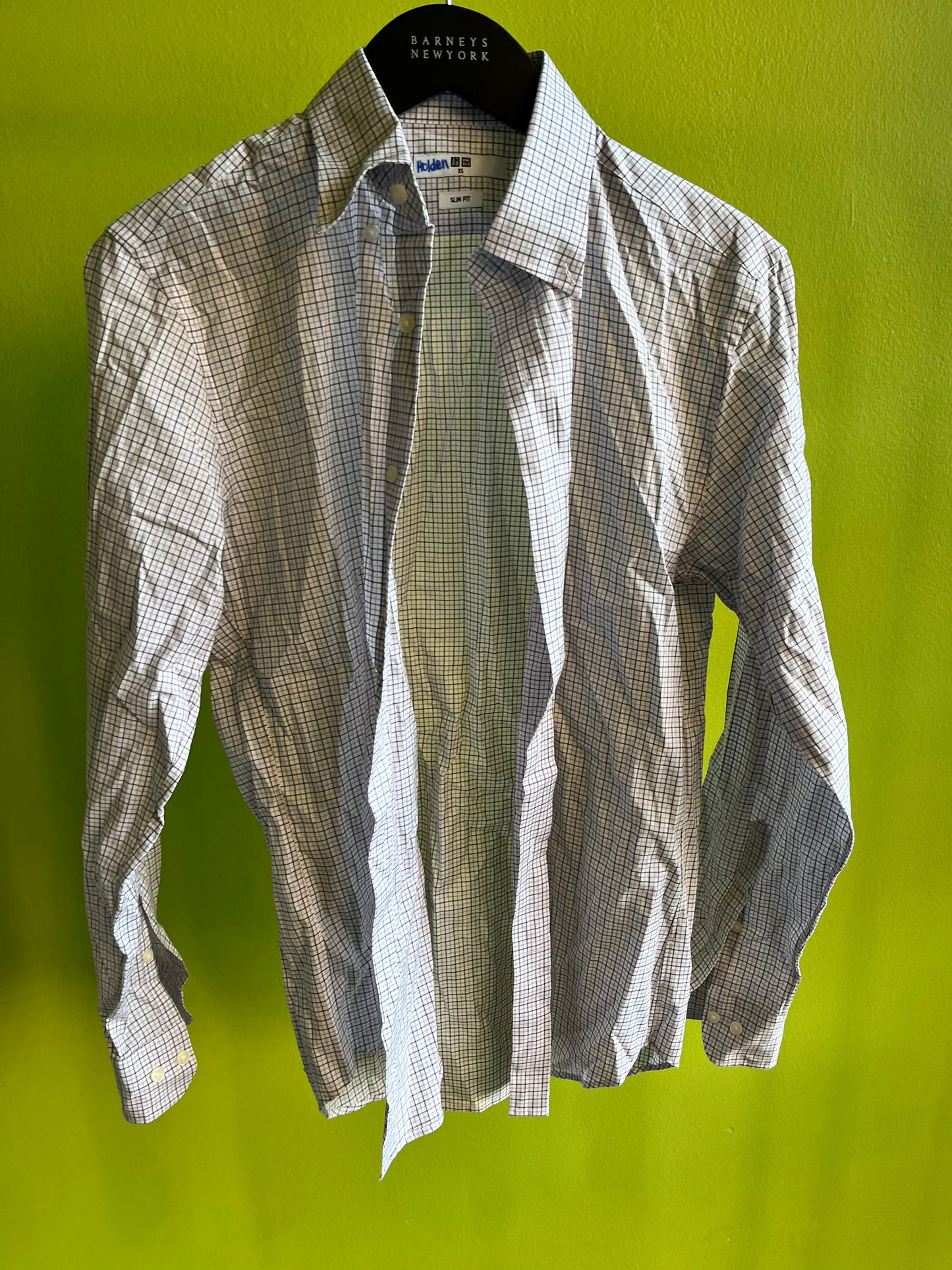 SILICON VALLEY: Holden’s HERO UNIQLO Button Shirt (S)