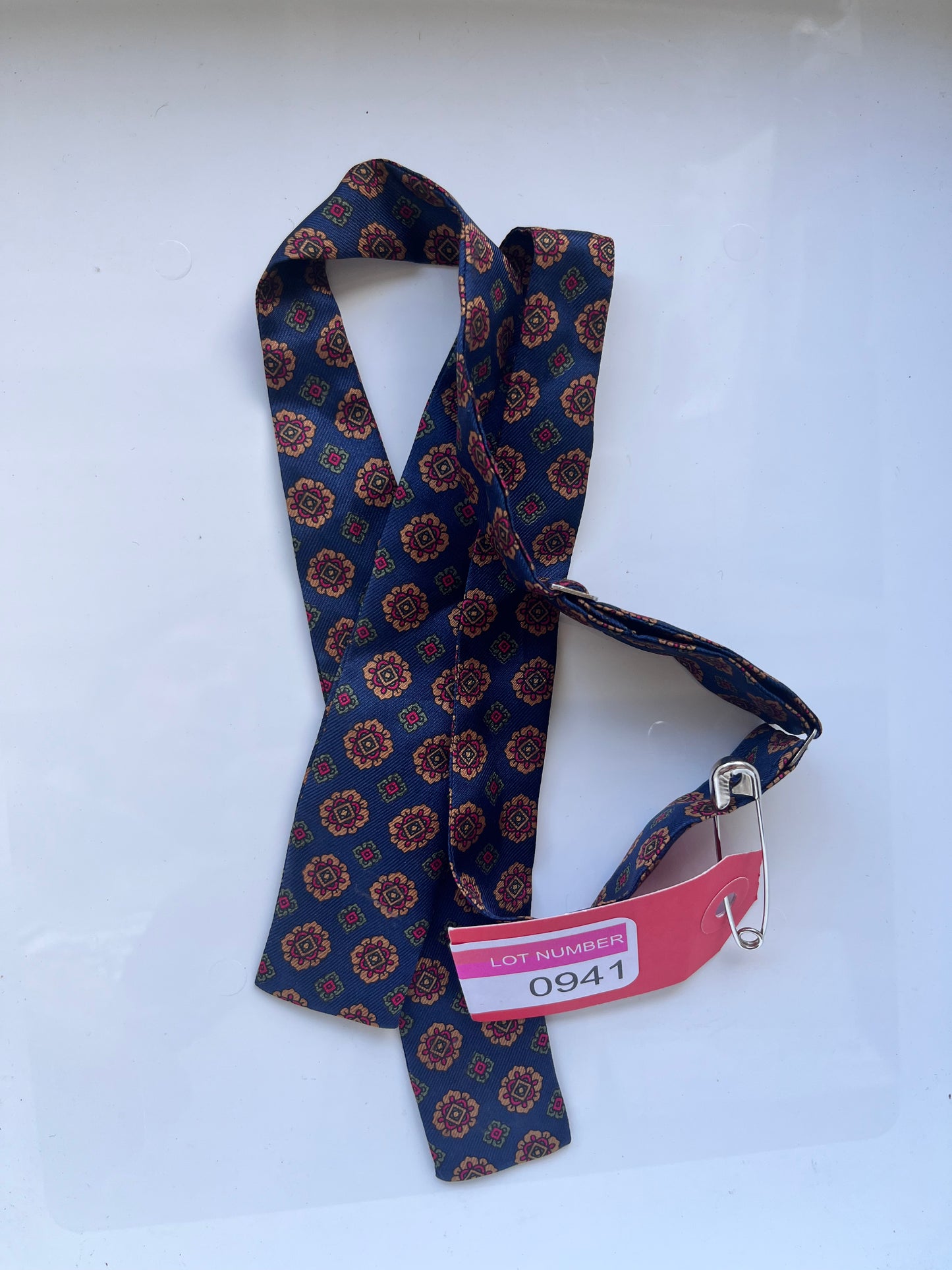 MASTERS OF SEX: William Masters’ Bow necktie