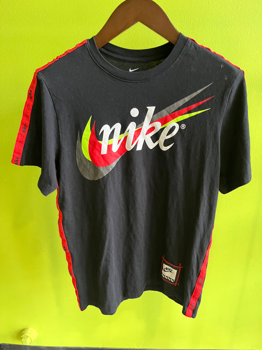 BALLERS: Ricky's NIKE Shirt (M)
