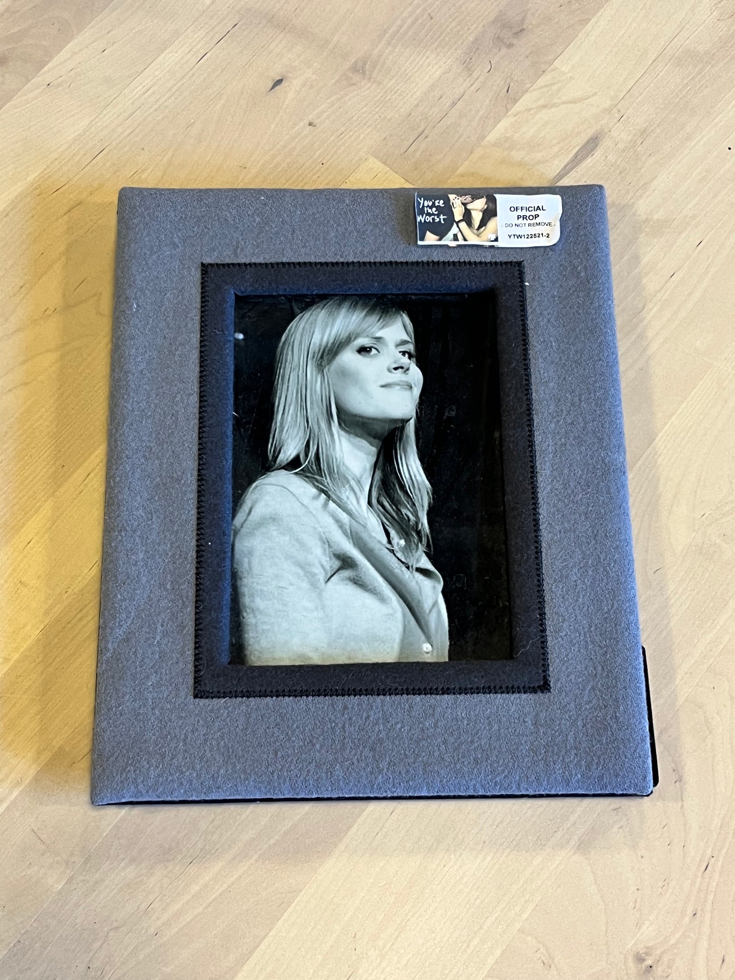 YOU'RE THE WORST: Lindsey’s Framed Wedding Picture
