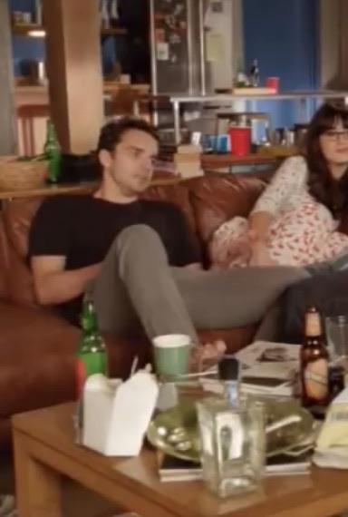 NEW GIRL: Nick Miller's HERO Black T-shirt (M)
