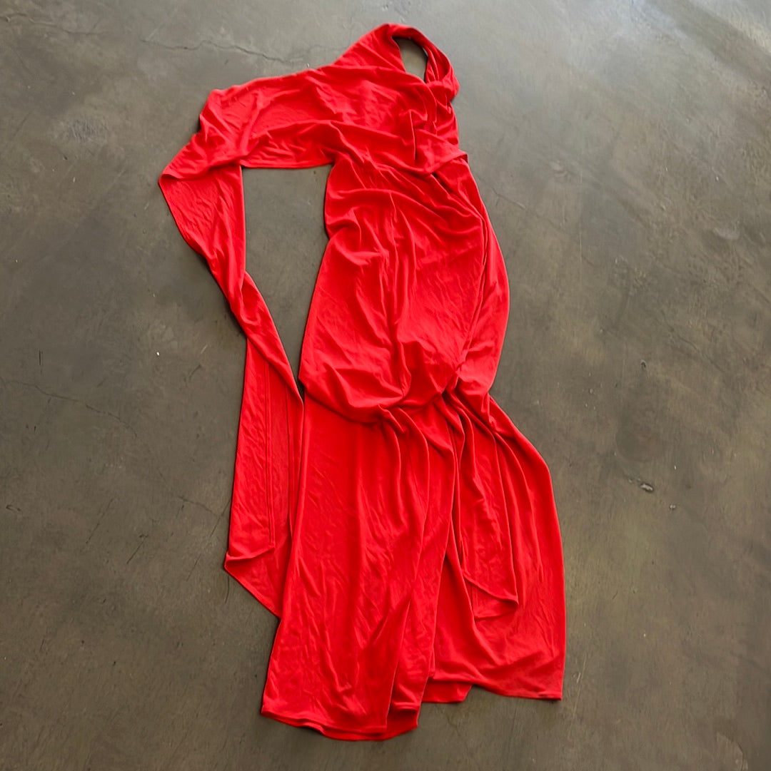 GIRLFRIENDS GUIDE TO DIVORCE: Phoebe’s ISSA LONDON Red Dress (4)