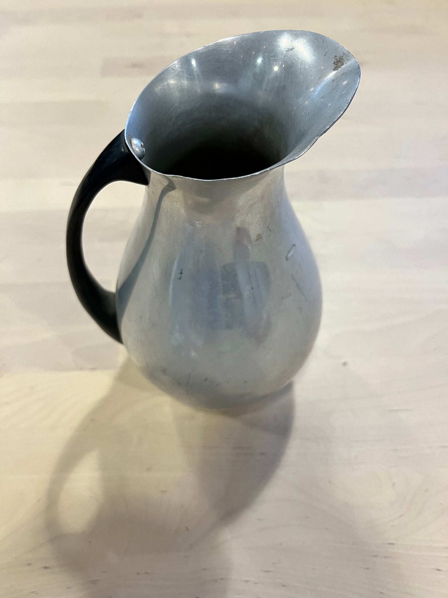 MAD MEN: Don and Betty’s 1950 Vintage Kitchenware