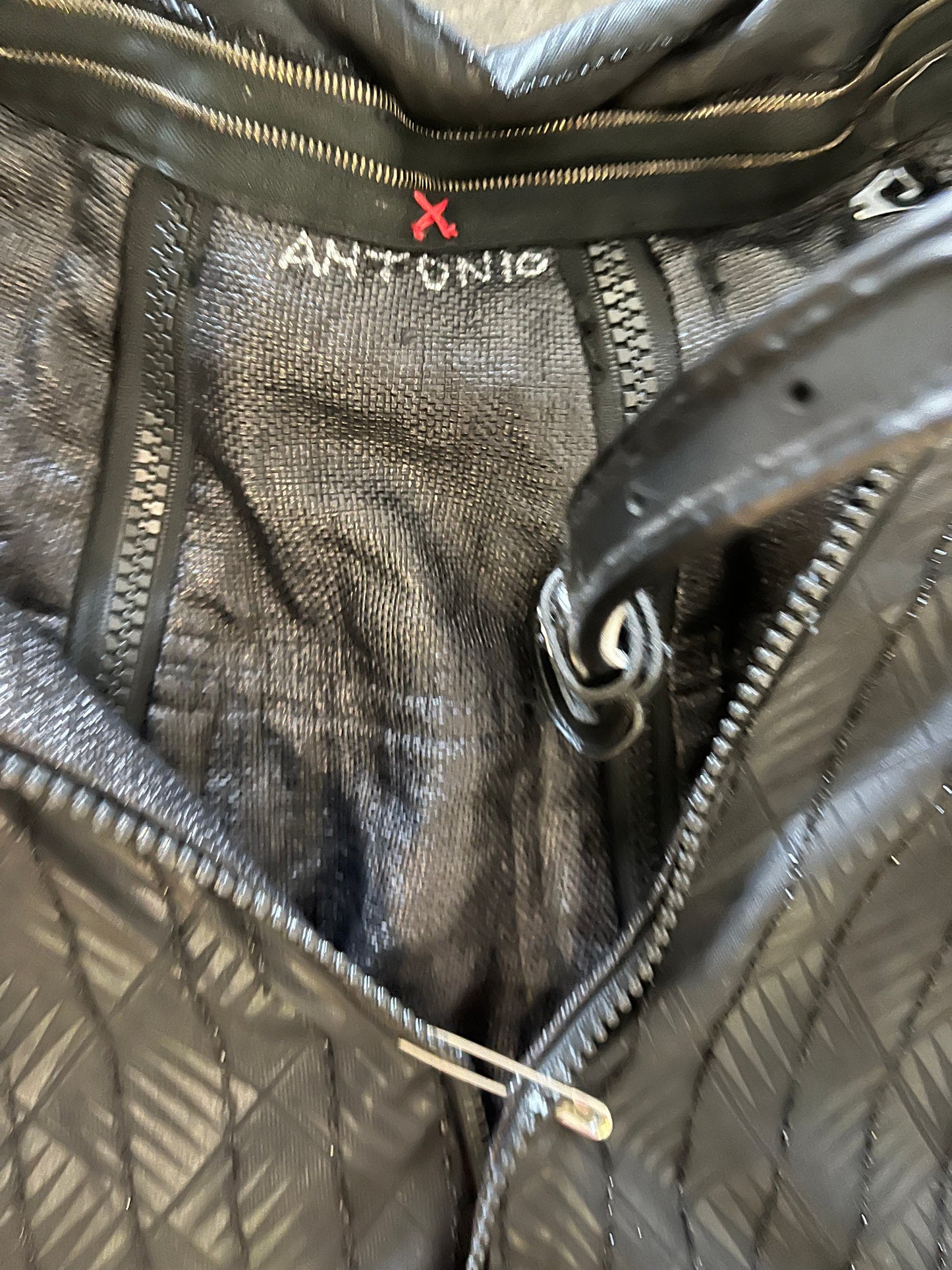 HOLLYWOOD PICTURES™: THE TEMPEST MOVIE - Antonio HERO Wardrobe