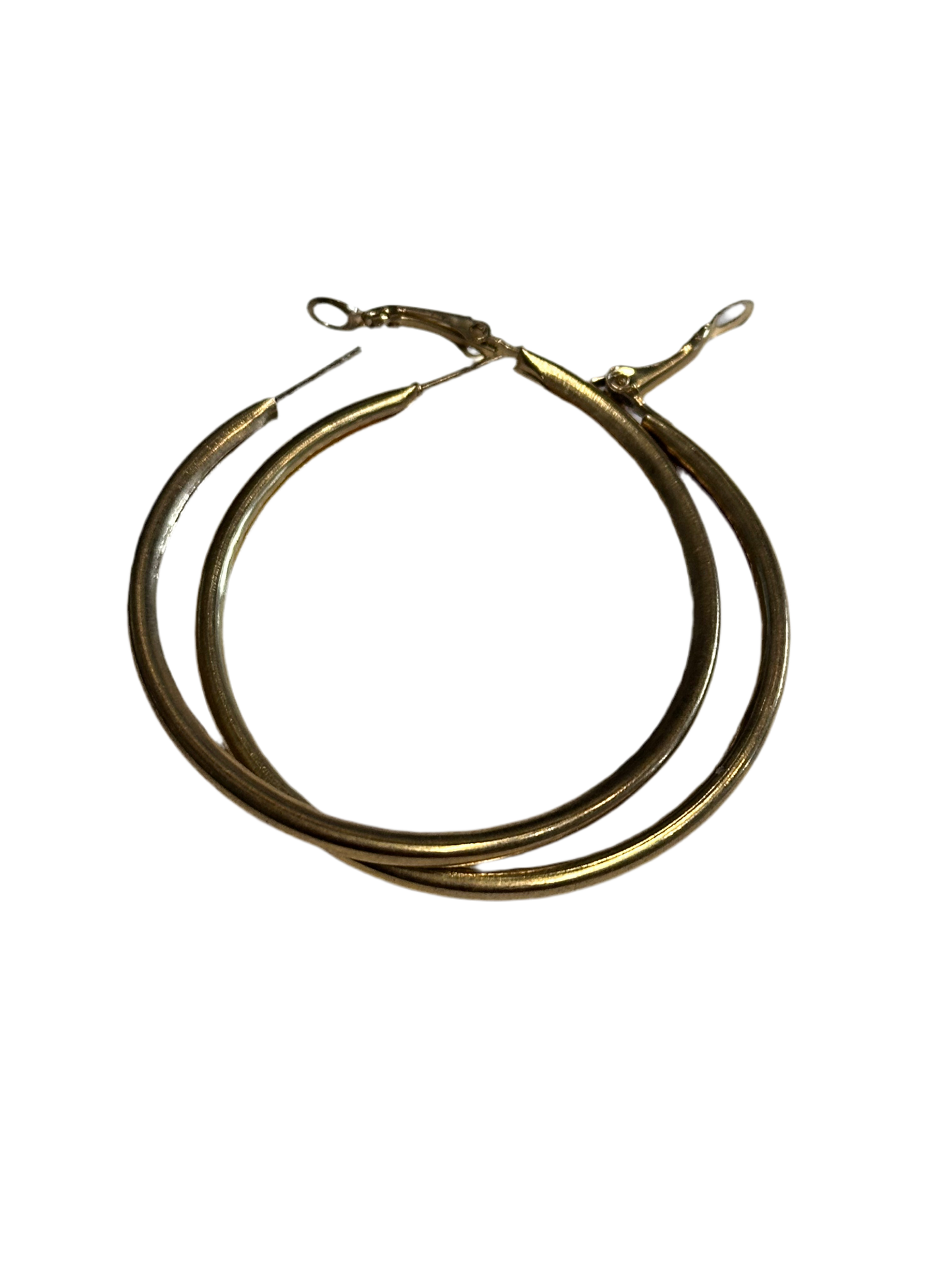THE OFFICE: Pam Beesly's Gold Hoop Earrings