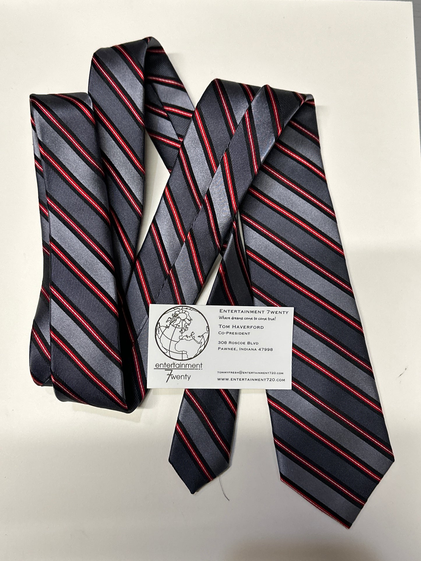 PARKS AND RECREATION: Tom Haverford HERO Necktie with his Entertainment 7wenty Business Card