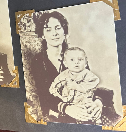 Boardwalk Empire: Jimmy Darmody Family Photo Album and 6 Photos inside