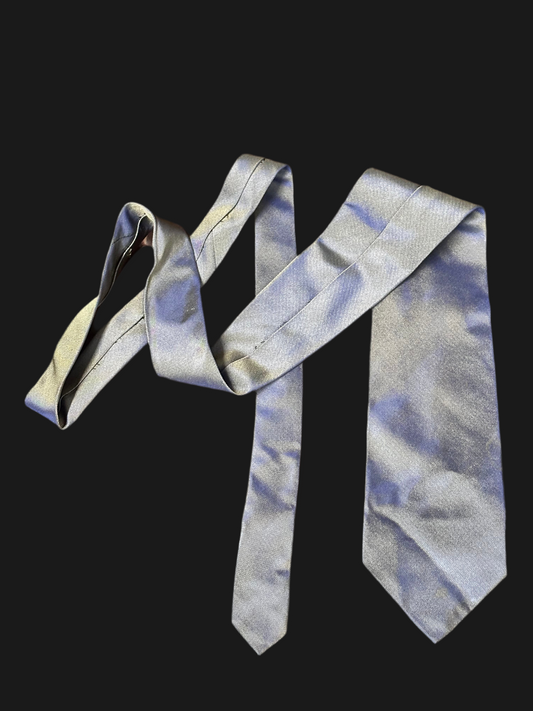 THE OFFICE: Jim’s Donna Karan Blue Silver Silk Necktie