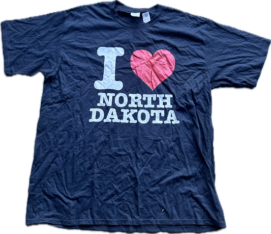 The Office: Meredith’s I LOVE NORTH DAKOTA” Printed Tee (XL)