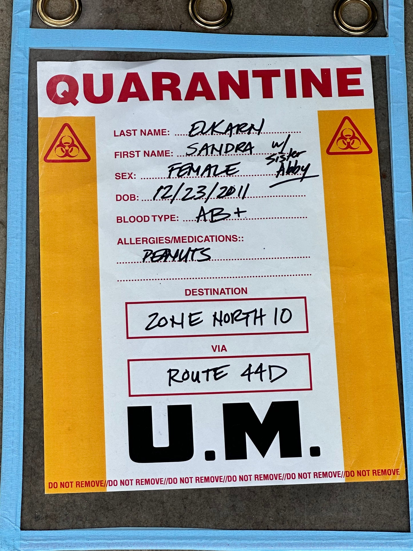 12 MONKEYS: Individual HERO QUARANTINE Signs (4)