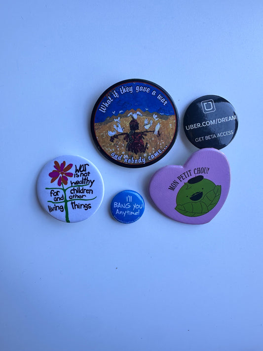 VEEP: Selina’s Campaign Cause Buttons