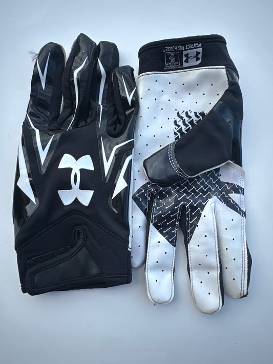BALLERS: Ricky’s HERO UA Football Gloves