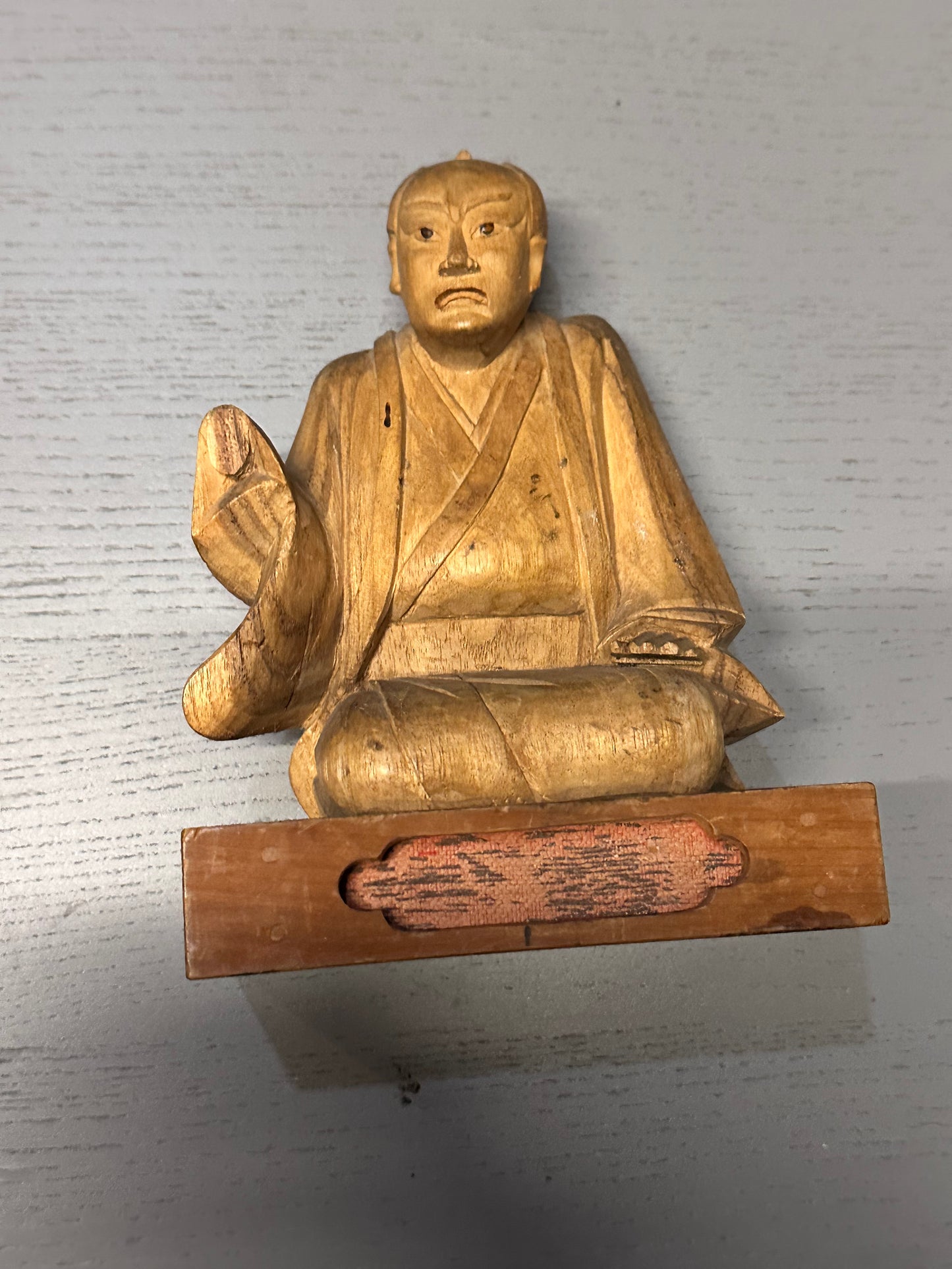 SILICON VALLEY: Erlich’s HERO Hacker Hostel Props