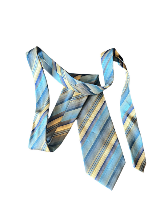 THE OFFICE: Dwight’s Striped Necktie