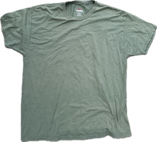 BATTLESTAR GALATICA: Lee Adams Hanes Green T-Shirt (L)