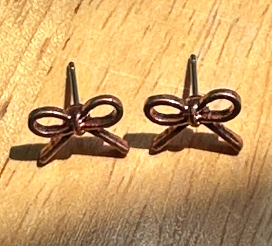 NEW GIRL: Jessica Day Bow Ribbon Earrings