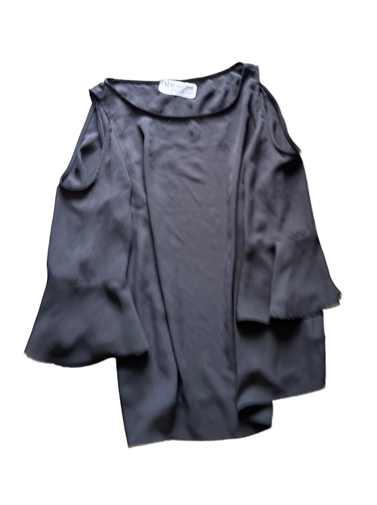 THE OFFICE: Kelly's Black Shirt (M)