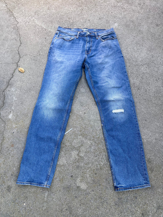 WRATH OF MAN: Robber #4 HERO Blue Denim Jeans (32)