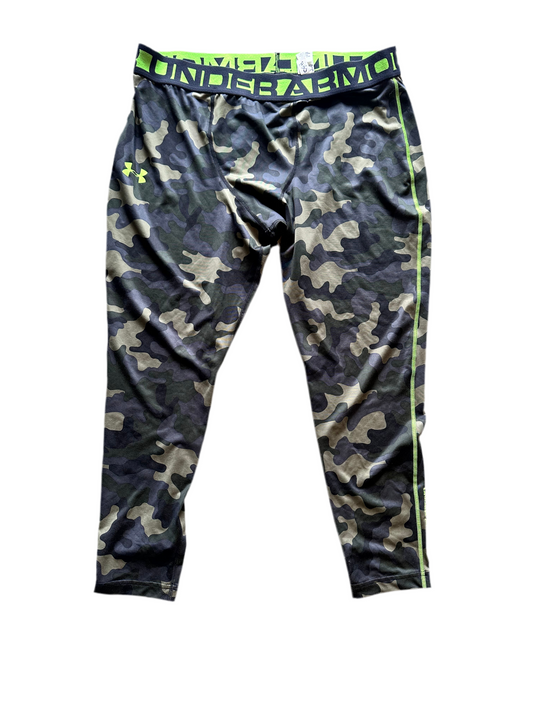 BALLERS: Spencer's UA Camo Athletic Compression Pants (XXL)