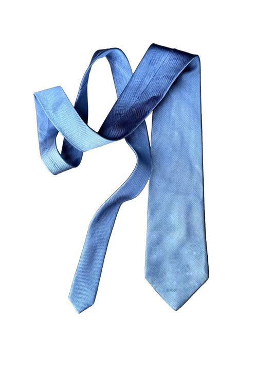 THE OFFICE: Jim’s Blue Necktie