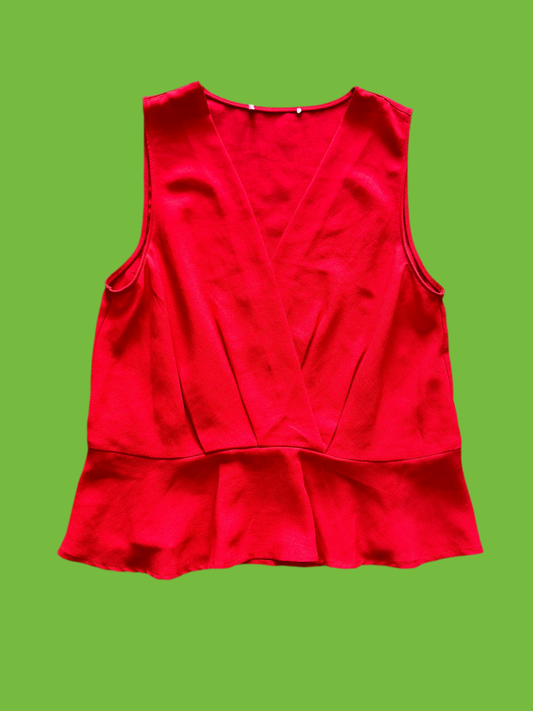 Parks and Recreation: Leslie Knope Red Sleeveless Shirt (M)