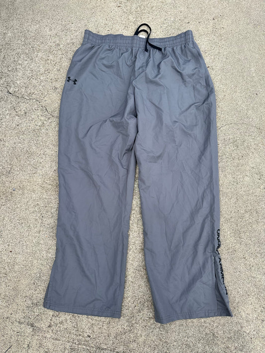 BALLERS: Spencer's Under Armour Grey Athletic Pants (XXL)