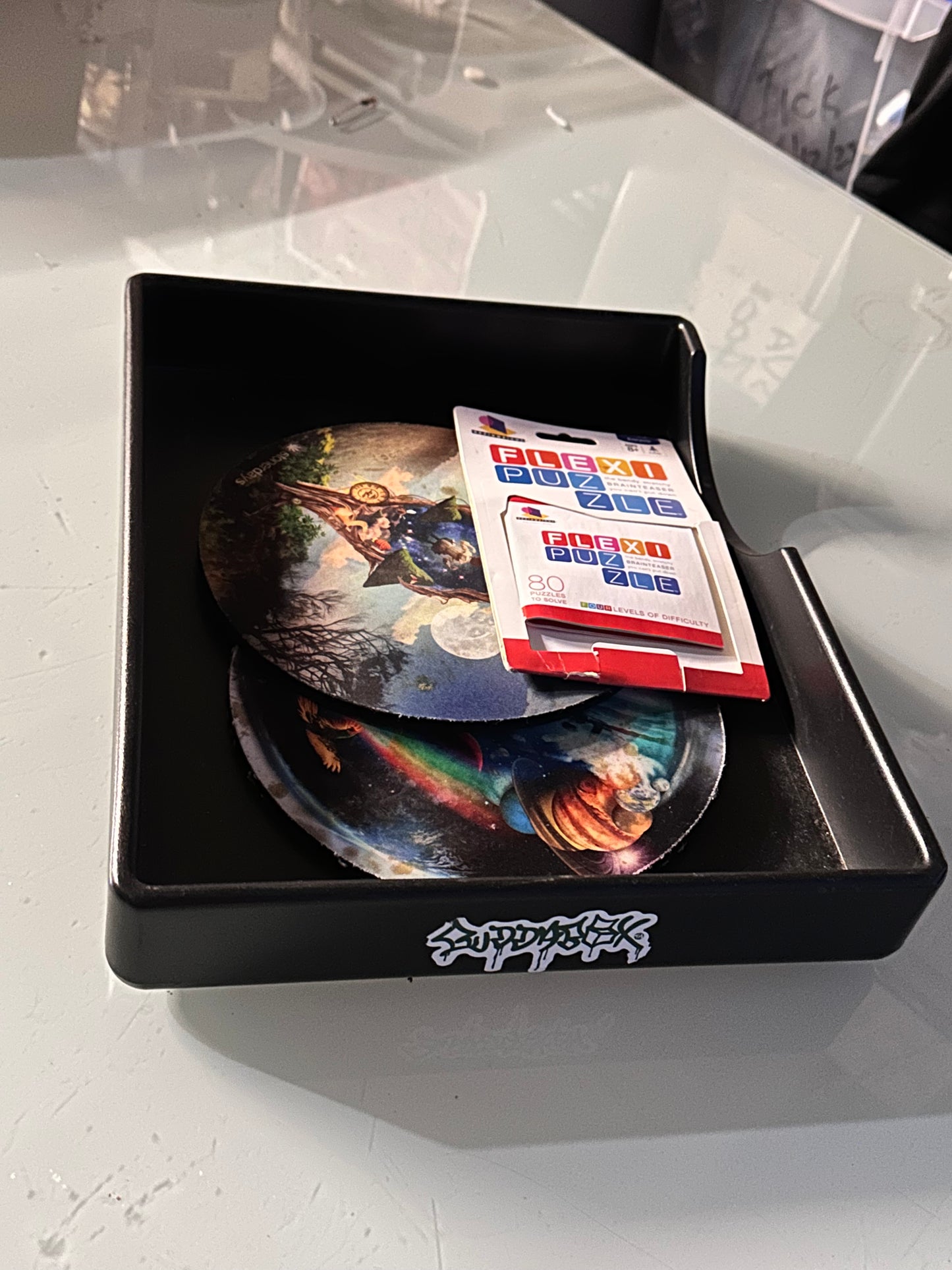 SILICON VALLEY: Erlich’s HERO Hacker Hostel Props