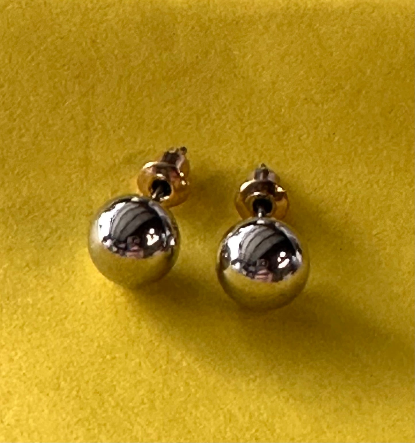 PARKS AND RECREATION: Leslie Knope HERO Earrings