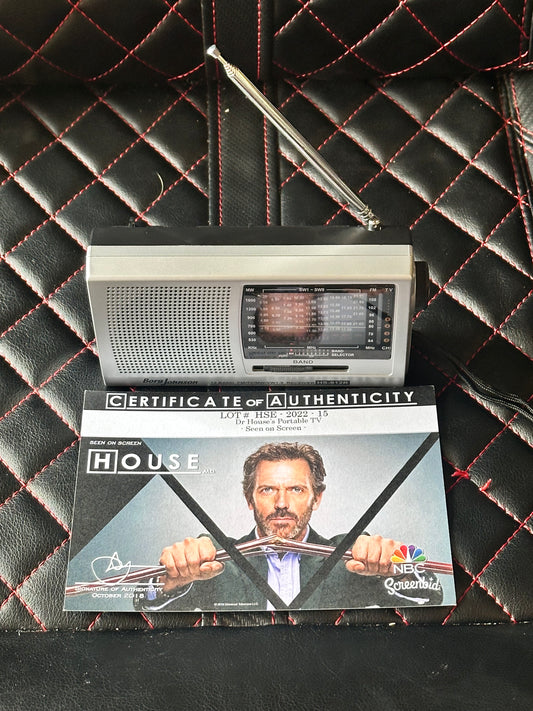 HOUSE: Dr Gregory House HERO Handheld Transistor TV and Radio Prop