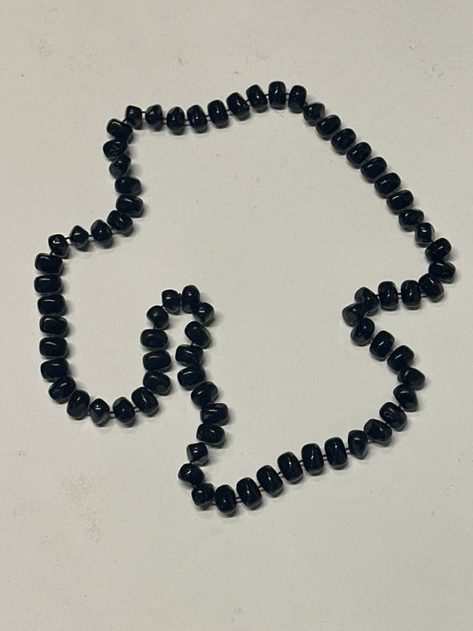 MAD MEN: Peggy’s Vintage 1960s Pearl Necklace (34”)