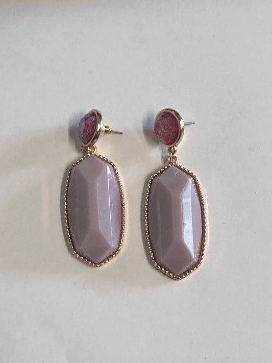 MAD MEN: Joan‘s Mid Century Earrings