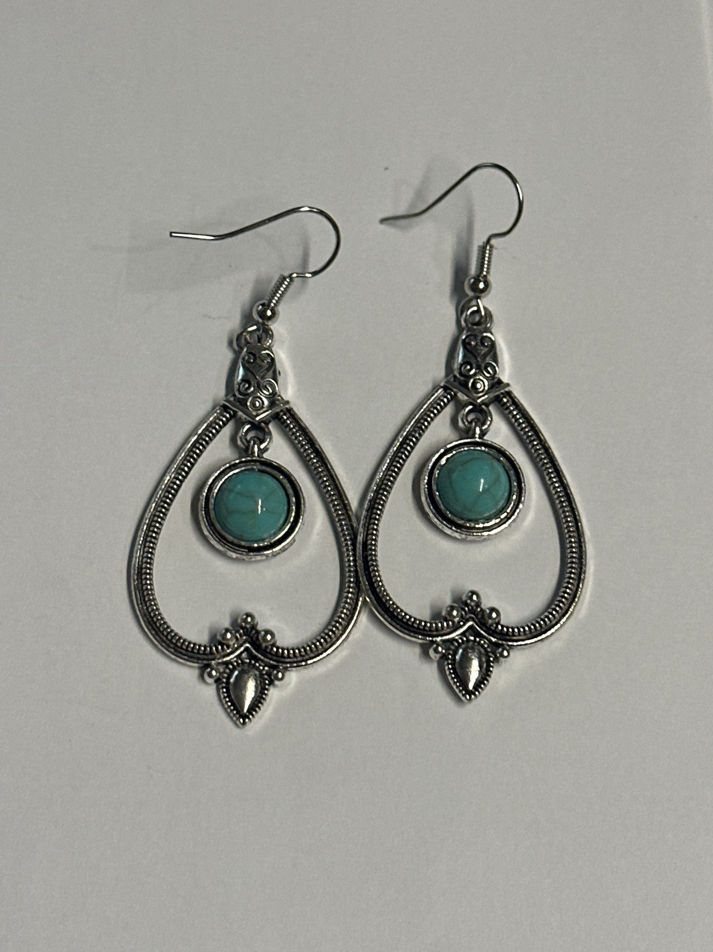 MAD MEN: Megan Draper's Mid-Century Earrings