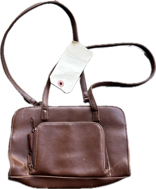 THE OFFICE: Pam Beesly's Brown Leather style Purse