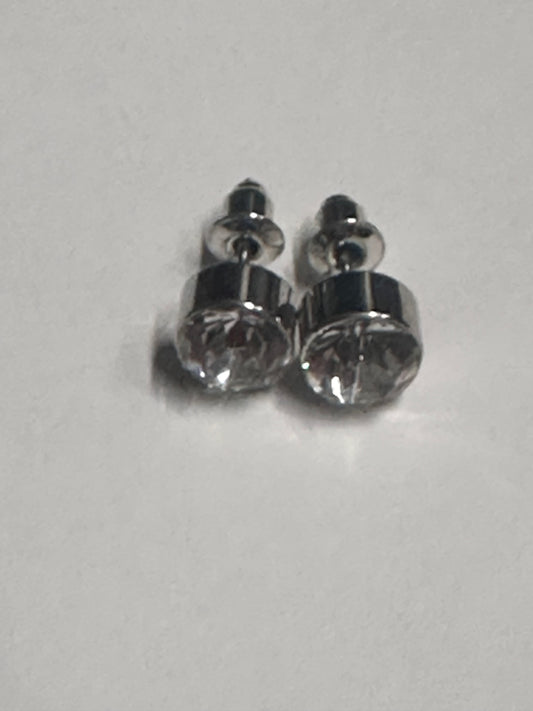 VEEP: Selina’s HERO Nicole Miller faux diamond Earrings