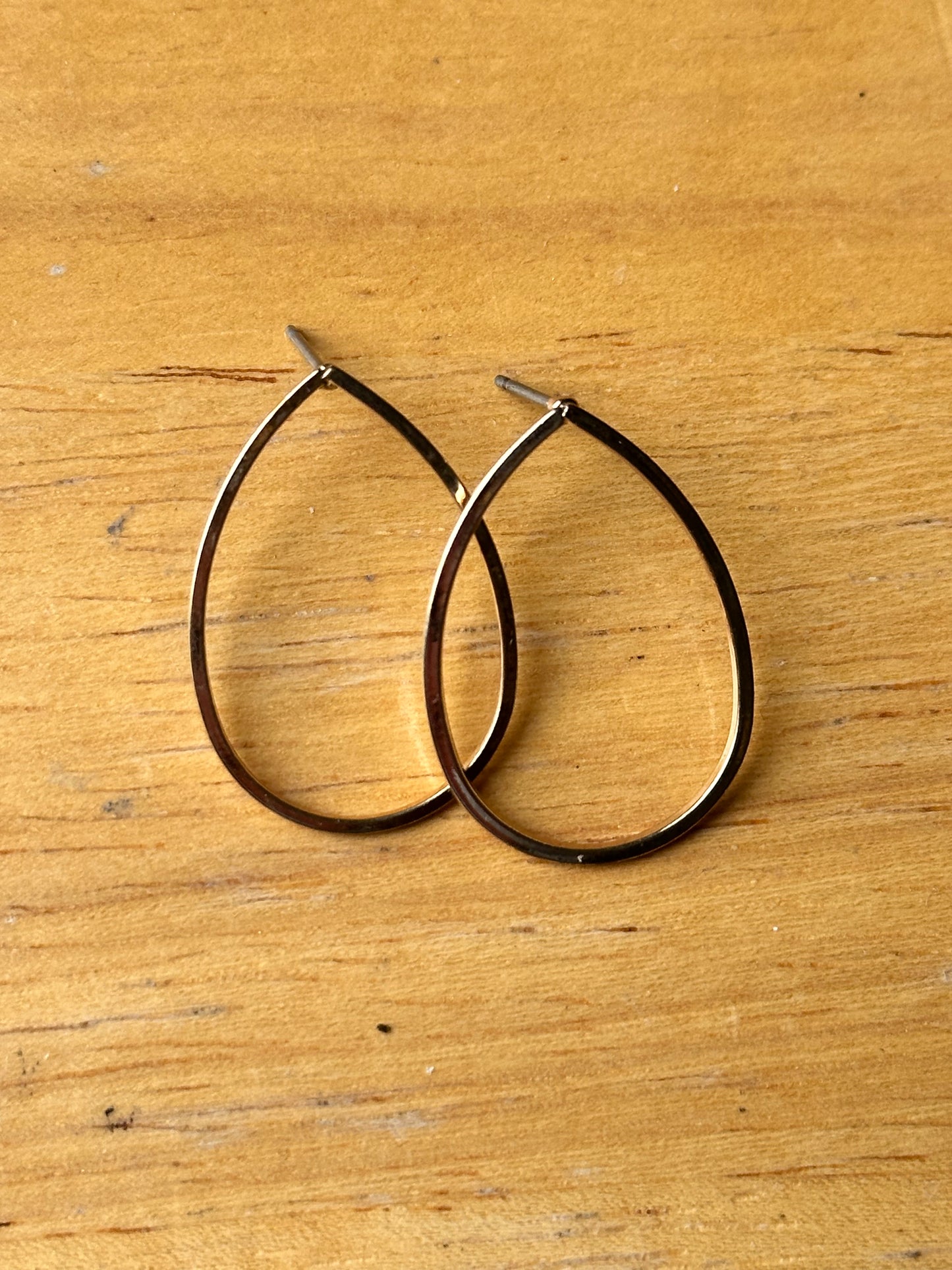 30 Rock: Jenna’s Long Hoop Earrings