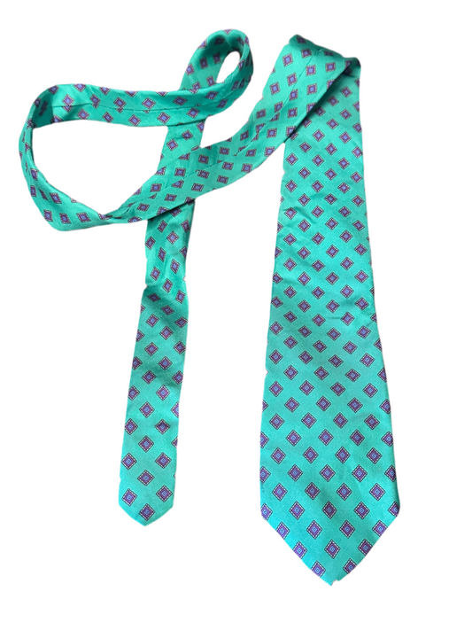 THE OFFICE: Andy’s Green Necktie