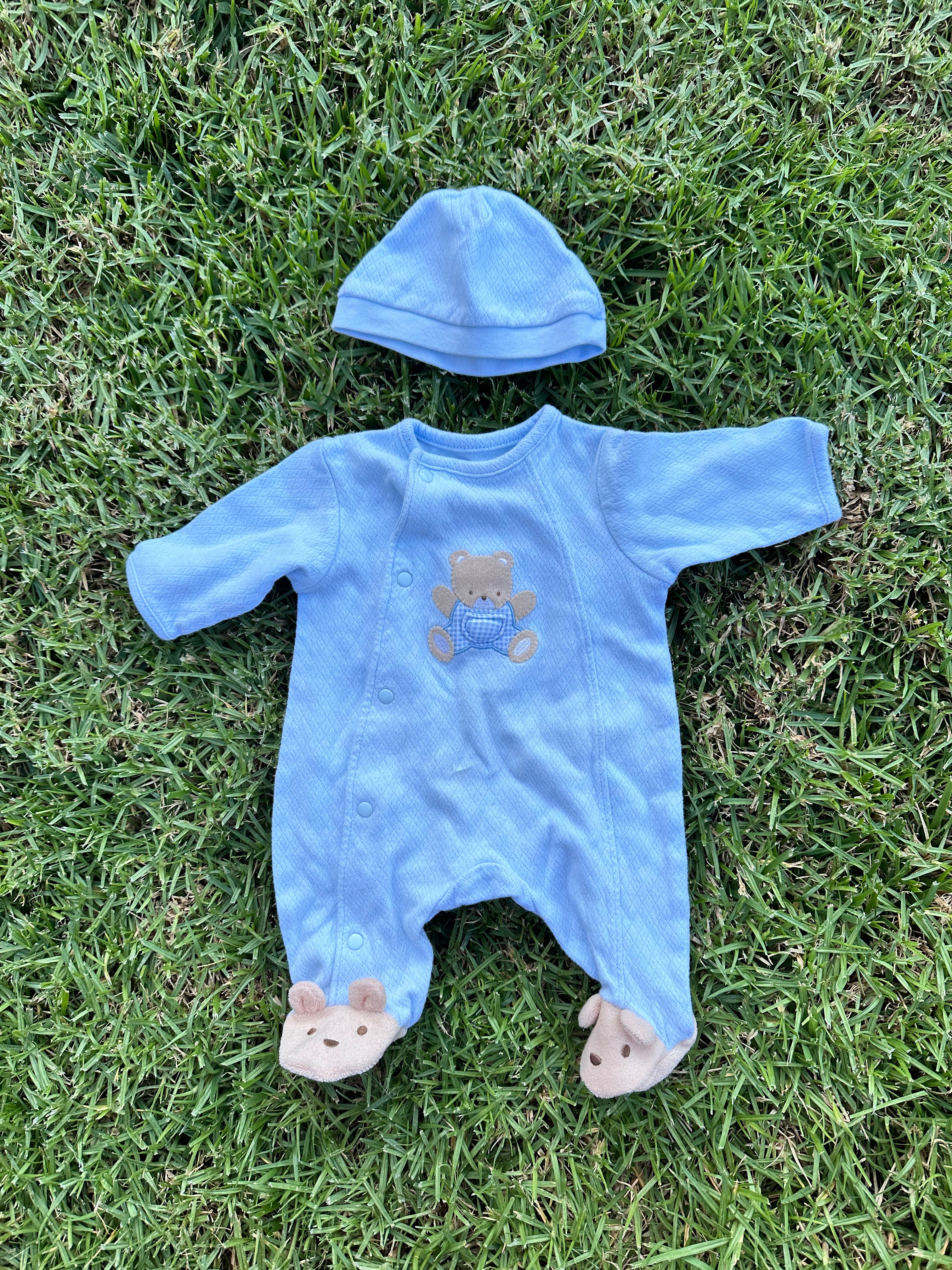 HOUSE: Dr Lisa Cuddy's New born Baby Clothes and Blanket – HOLLYWOOD ...
