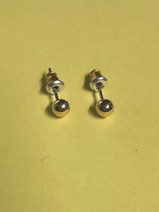 PARKS AND RECREATION: Leslie Knope HERO Earrings
