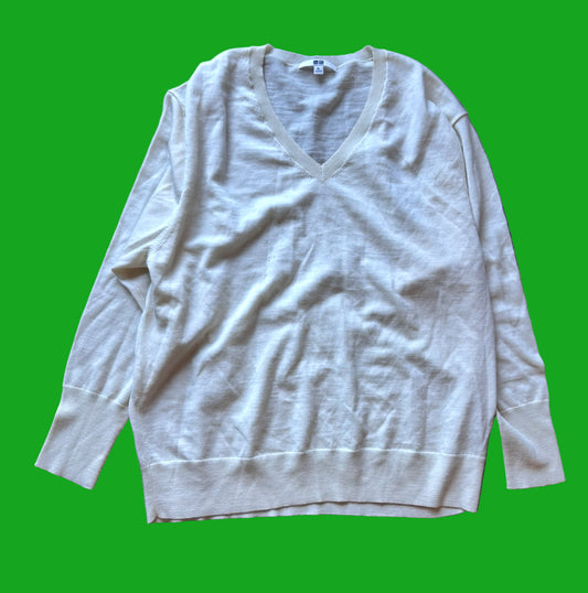 SILICON VALLEY: Jared's UNIQLO V-neck Sweaters (XL)