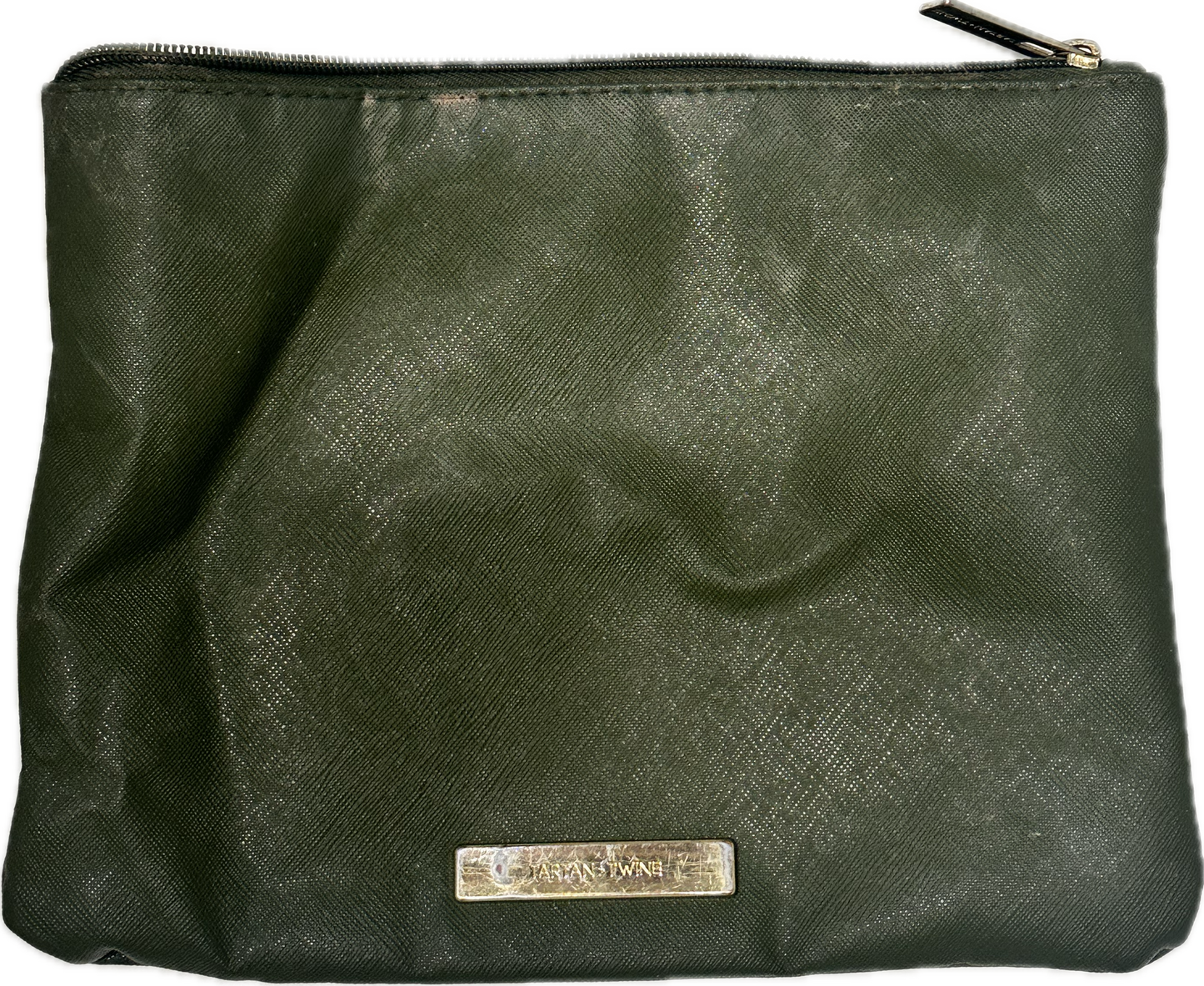 SONS OF ANARCHY: Gemma’s HERO TAHARI Makeup Bag