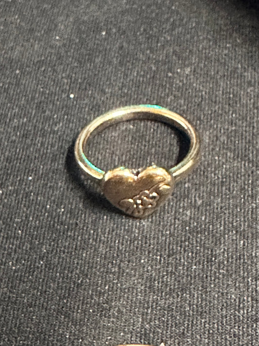 MAD MEN: Sally's Vintage Heart Ring