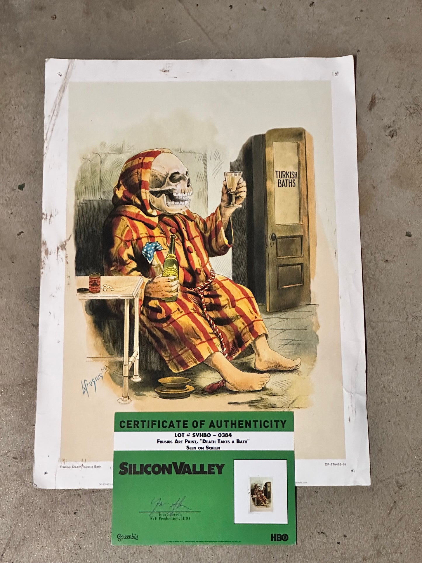 SILICON VALLEY: Erlich’s HERO Hacker Hostel Props