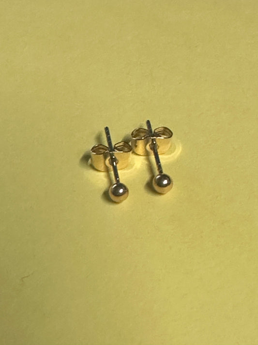 PARKS AND RECREATION: Leslie Knope HERO Earrings