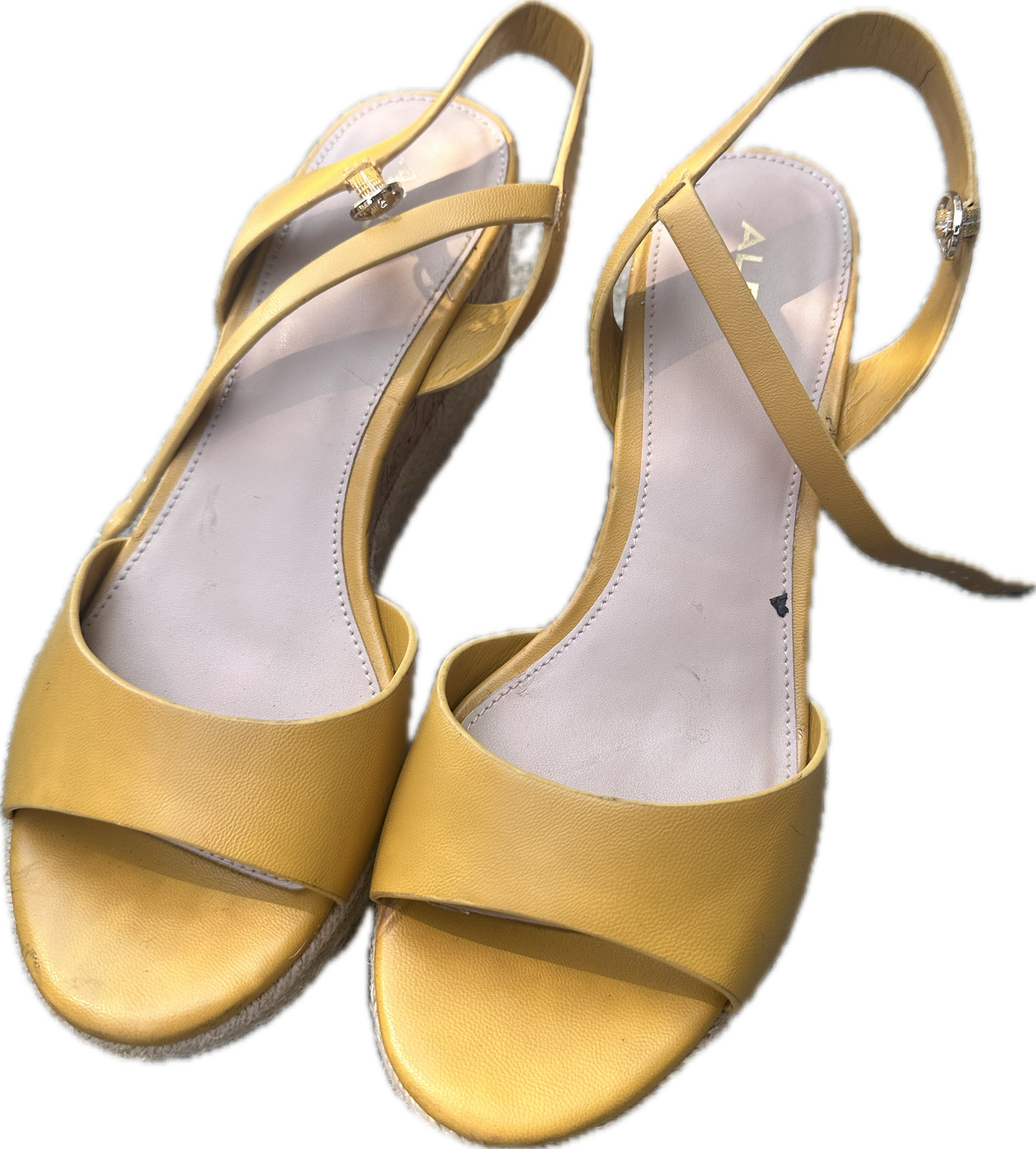 NEW GIRL: Jessica Day's HERO Footwear (7/8)